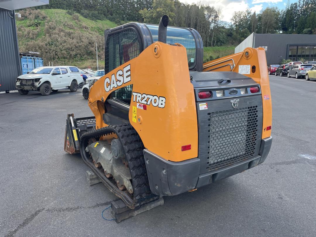 Photo '6' of Case TR270B Skid Steer