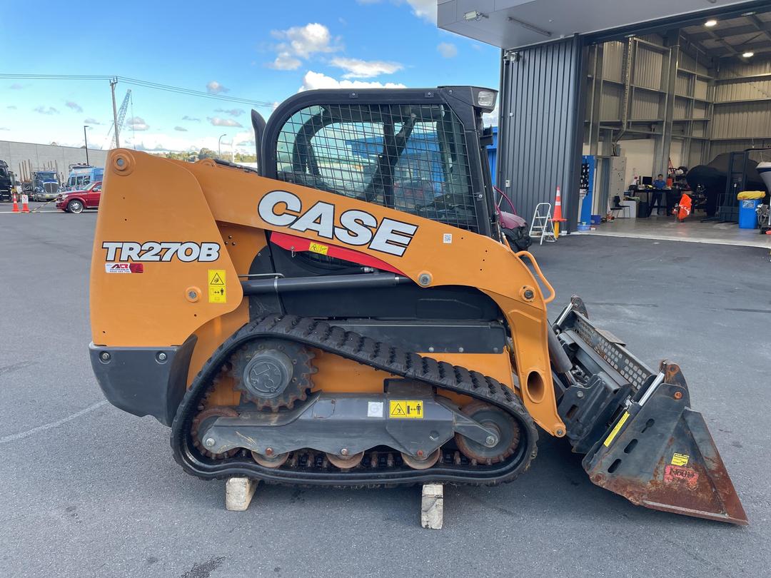 Photo '3' of Case TR270B Skid Steer