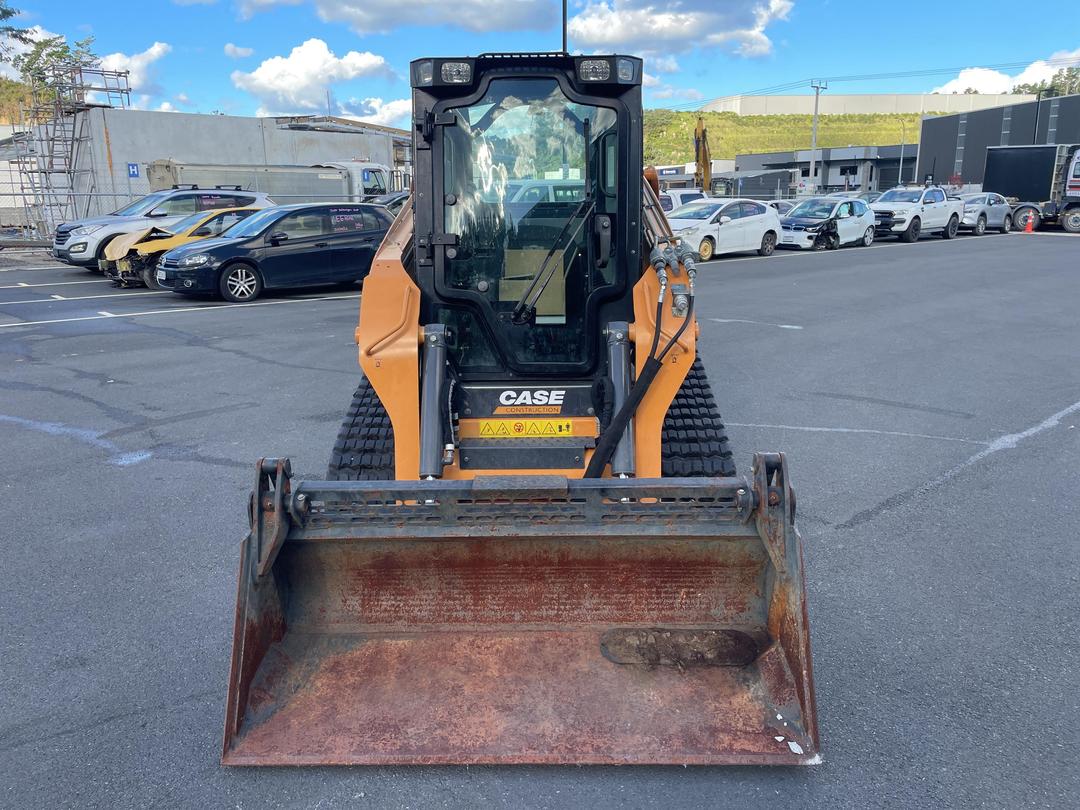 Photo '9' of Case TR270B Skid Steer