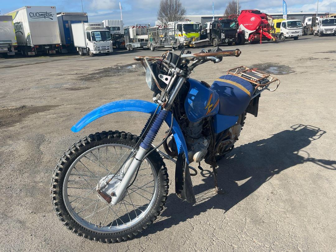 Photo '5' of Circa Yamaha AG200