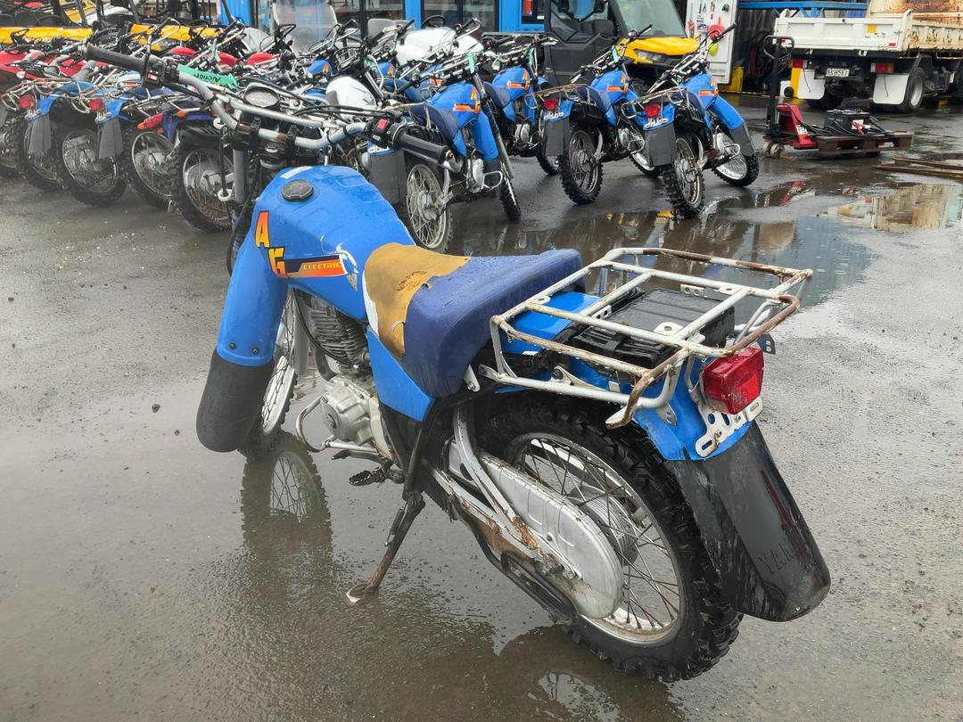 Photo '4' of Circa Yamaha AG200