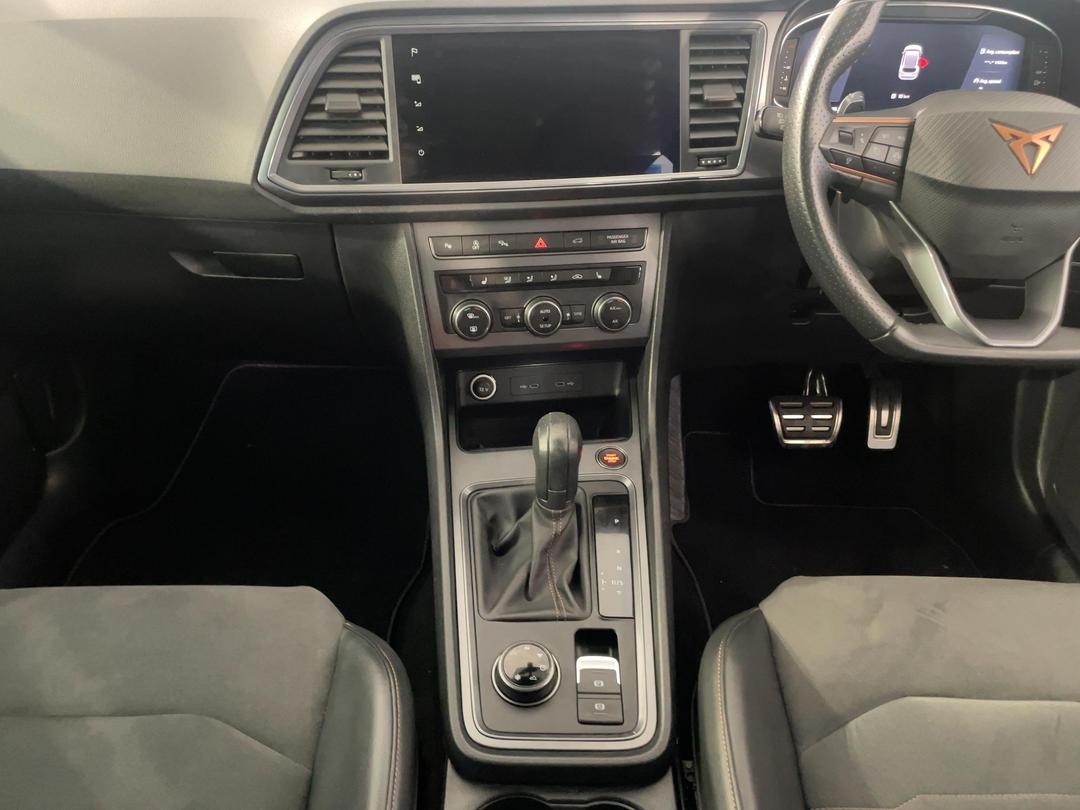Photo '18' of Cupra Ateca
