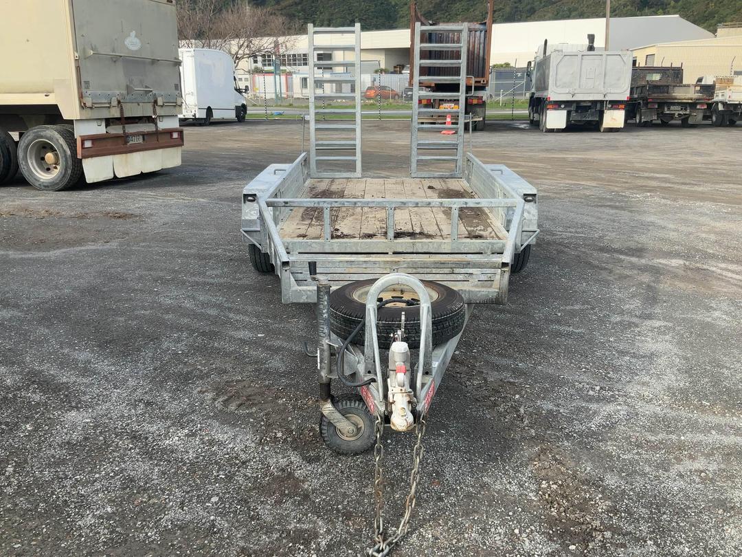 Photo '11' of FACTORY BUILT BRENT SMITH TRAILERS Plant Trailer - Tandem