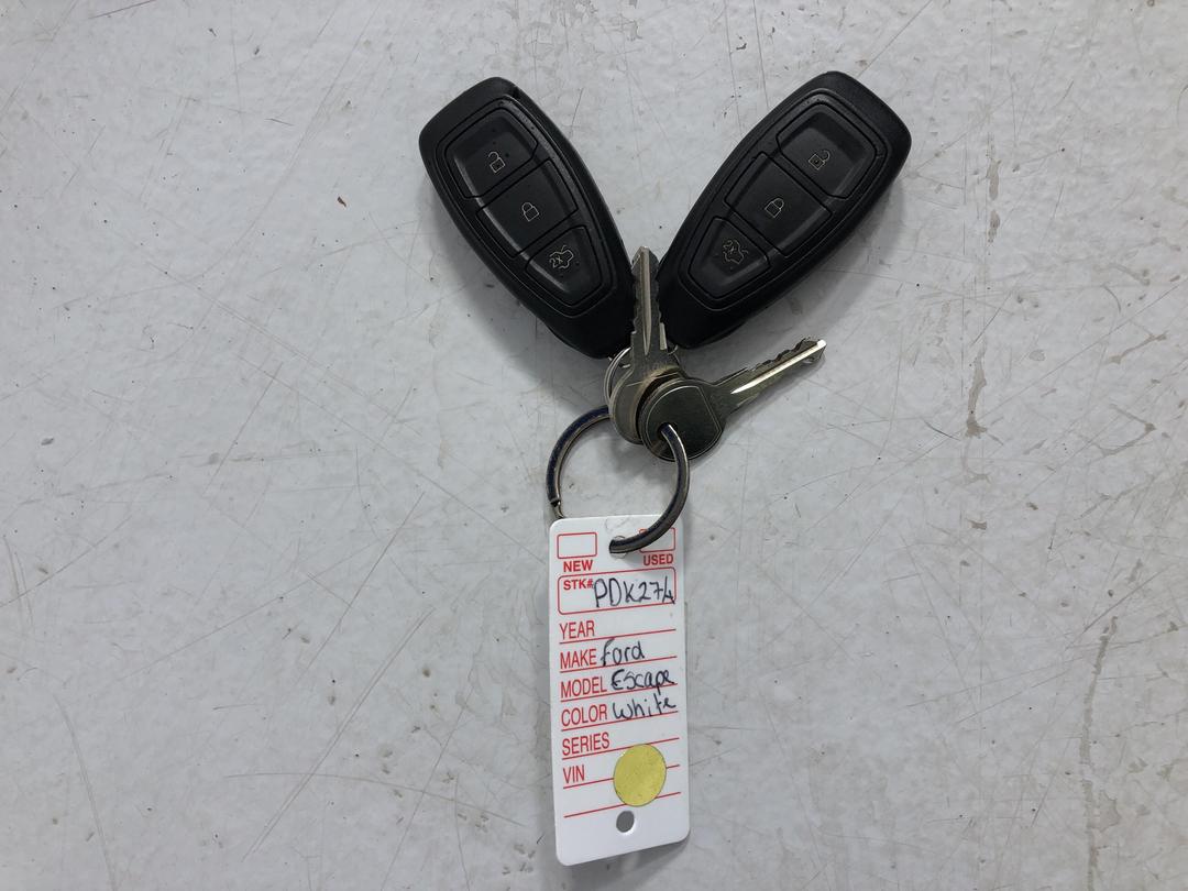 Photo '22' of Ford Escape