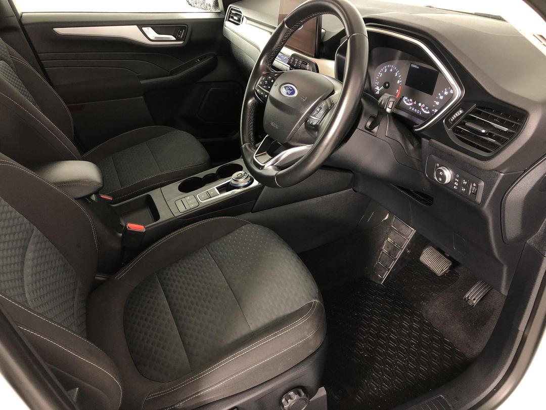 Photo '16' of Ford Escape