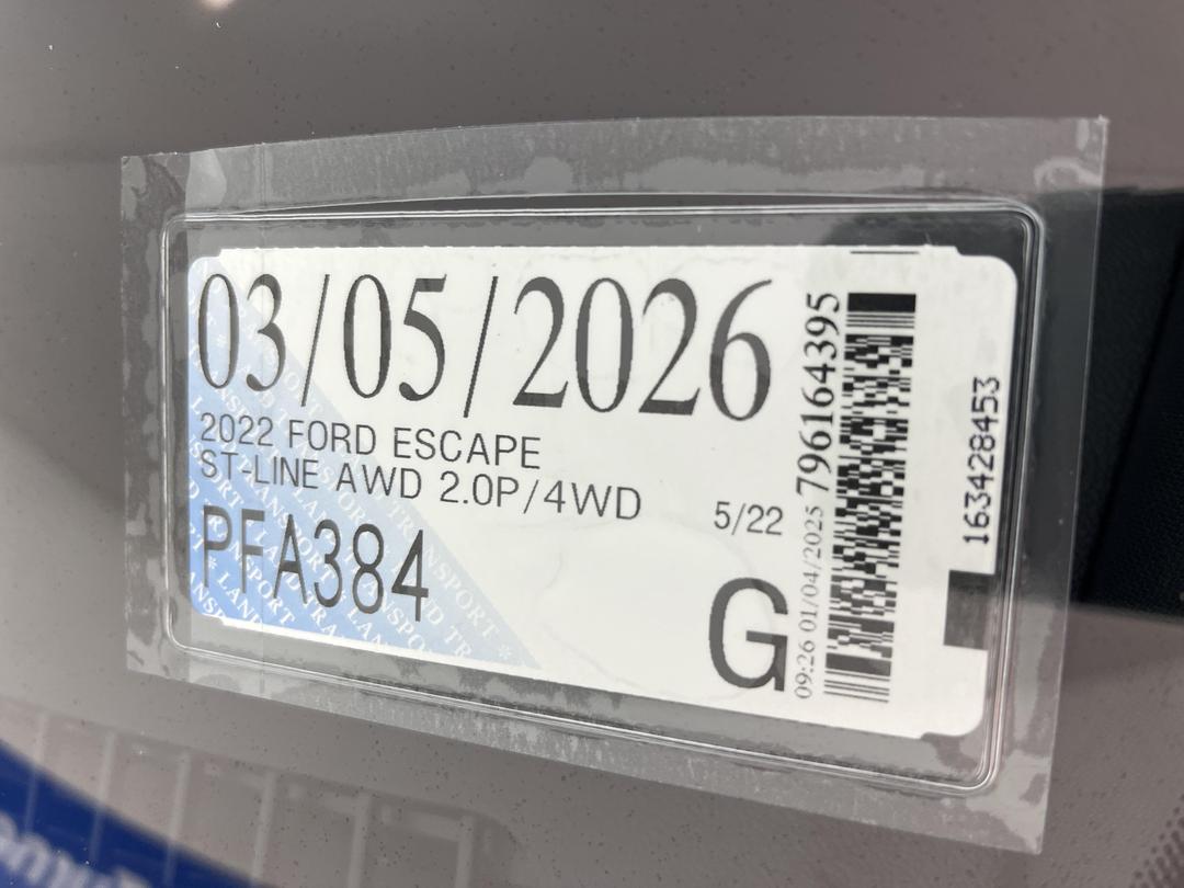 Photo '24' of Ford Escape