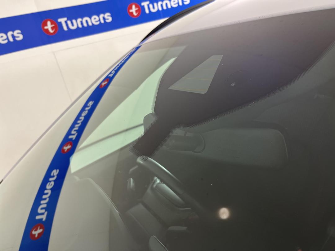 Photo '27' of Ford Escape