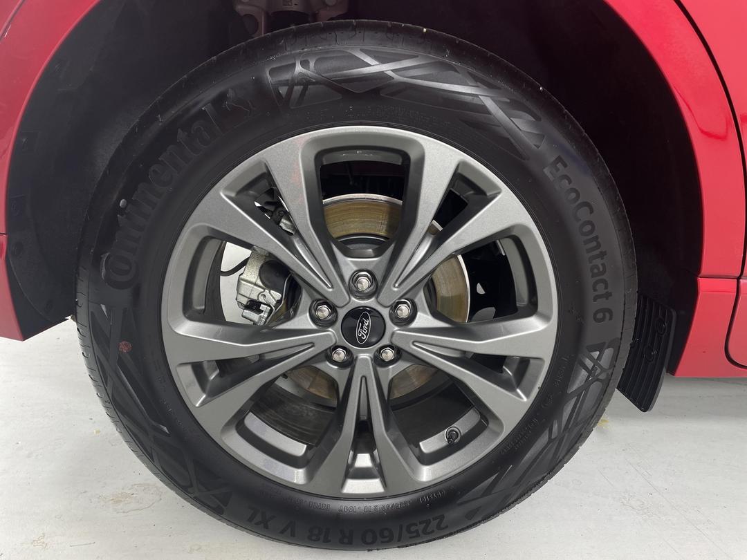 Photo '12' of Ford Escape