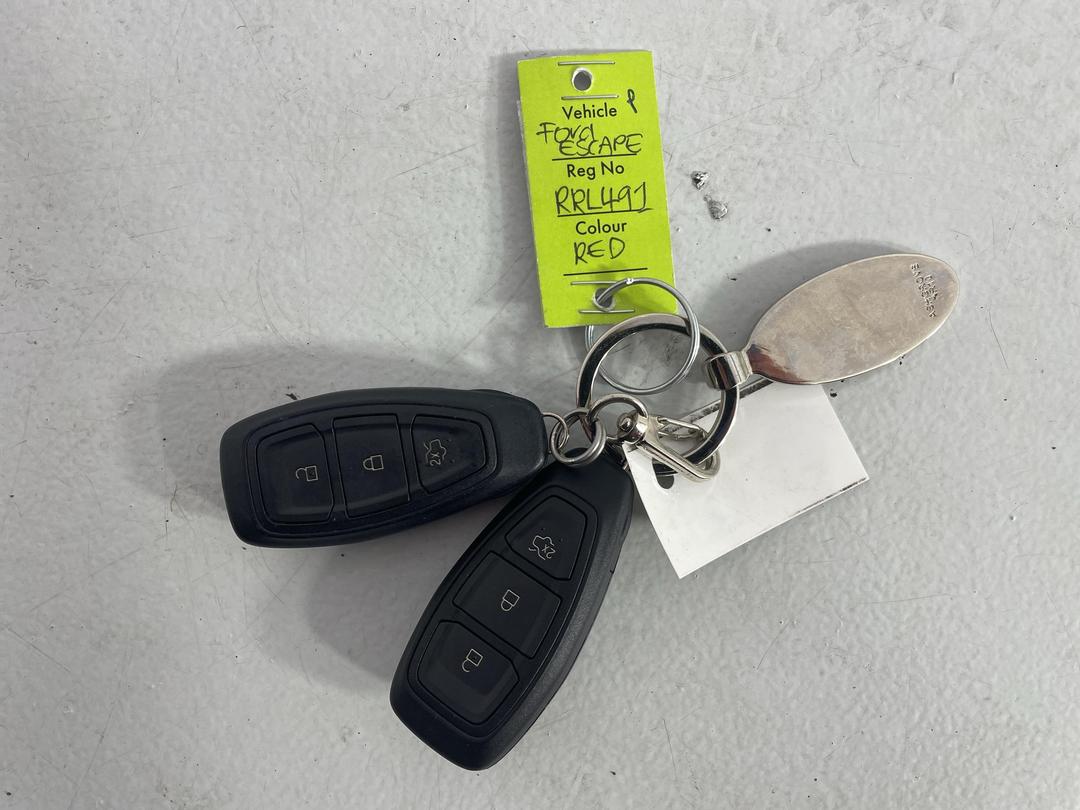 Photo '22' of Ford Escape