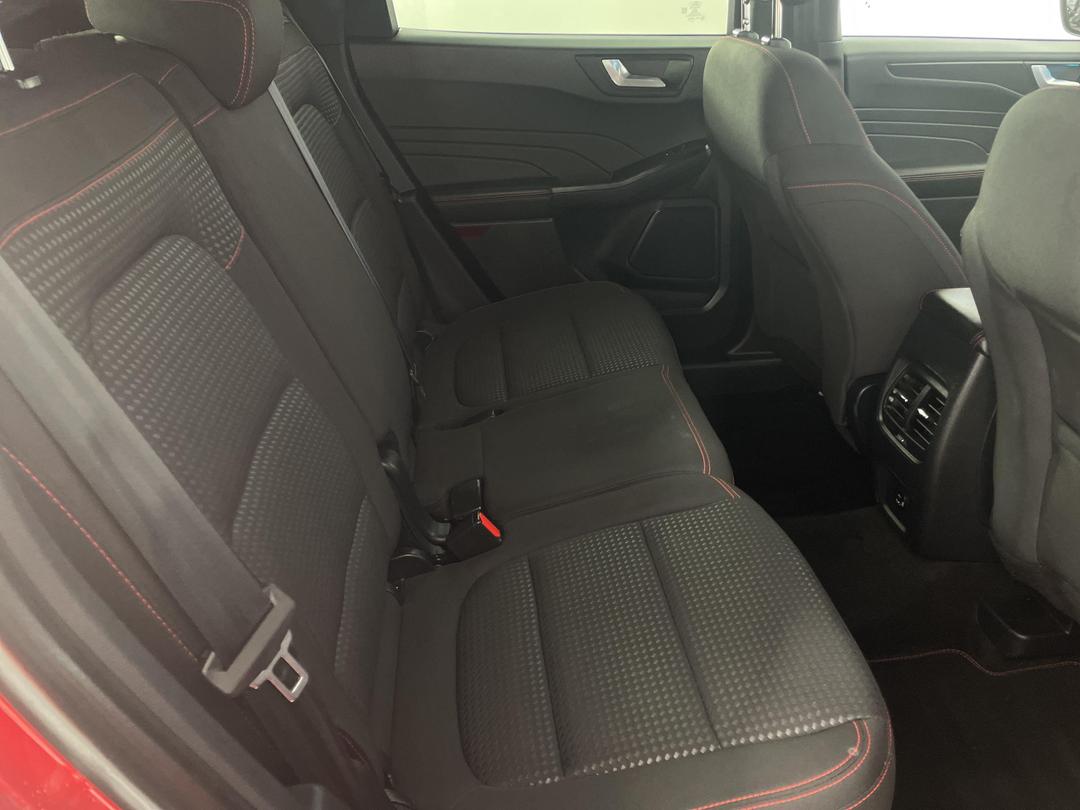 Photo '20' of Ford Escape