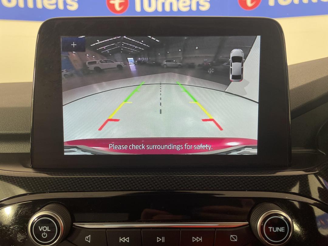 Photo '27' of Ford Escape