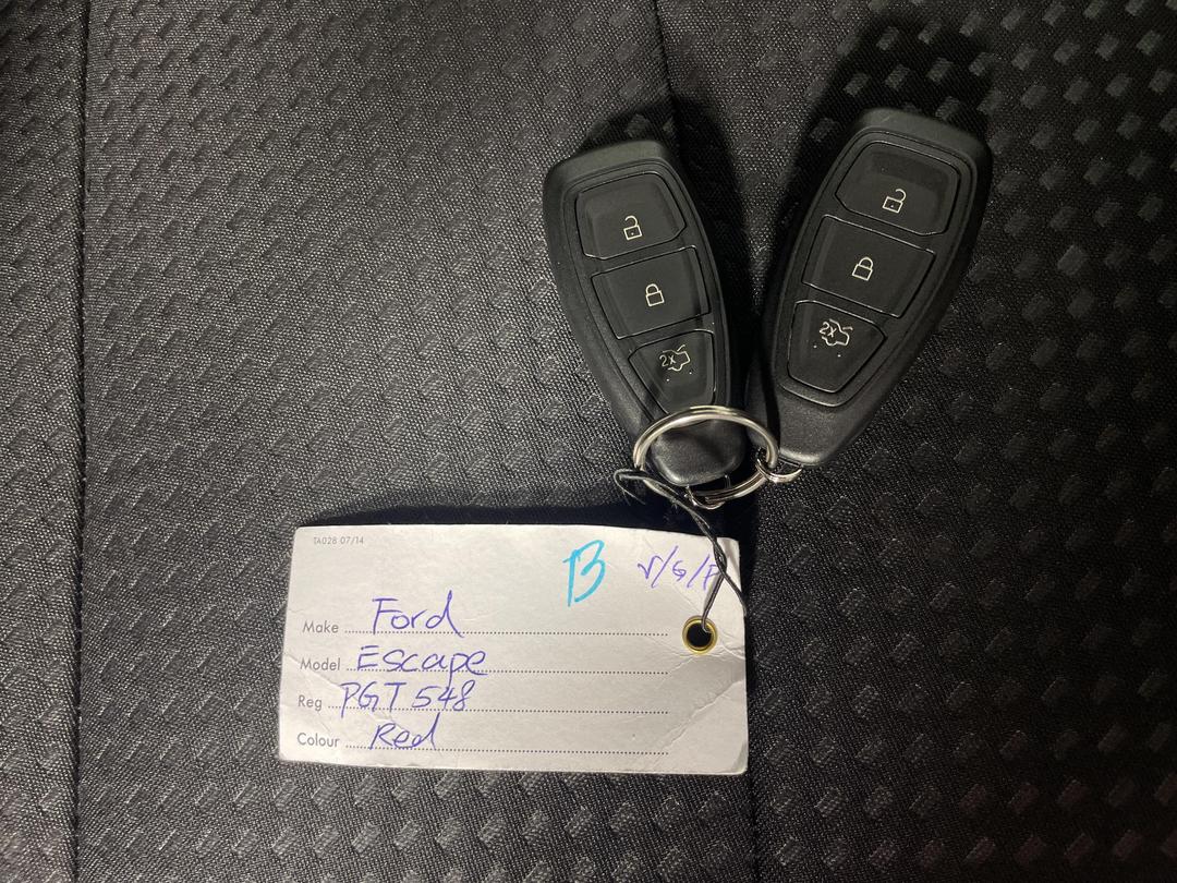 Photo '22' of Ford Escape