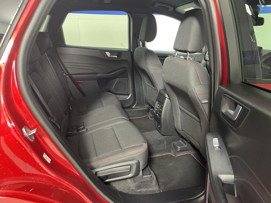 Photo '20' of Ford Escape