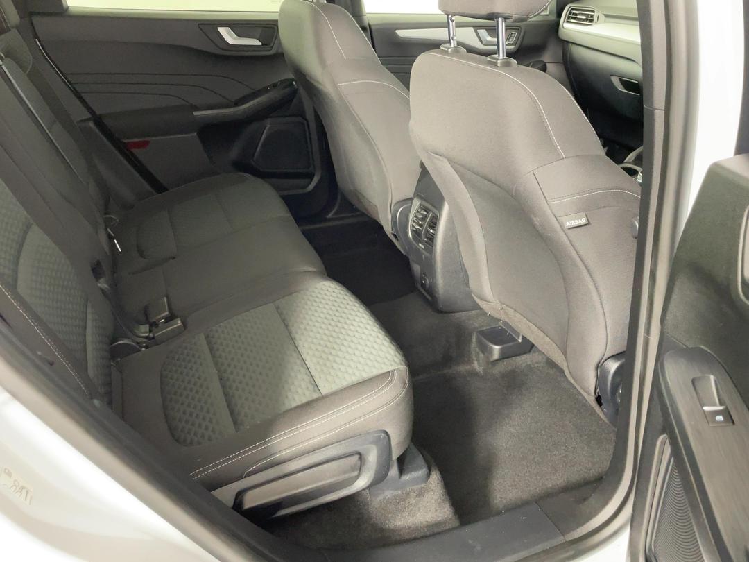 Photo '20' of Ford Escape
