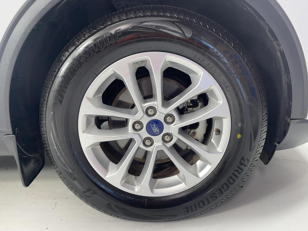 Photo '9' of Ford Escape