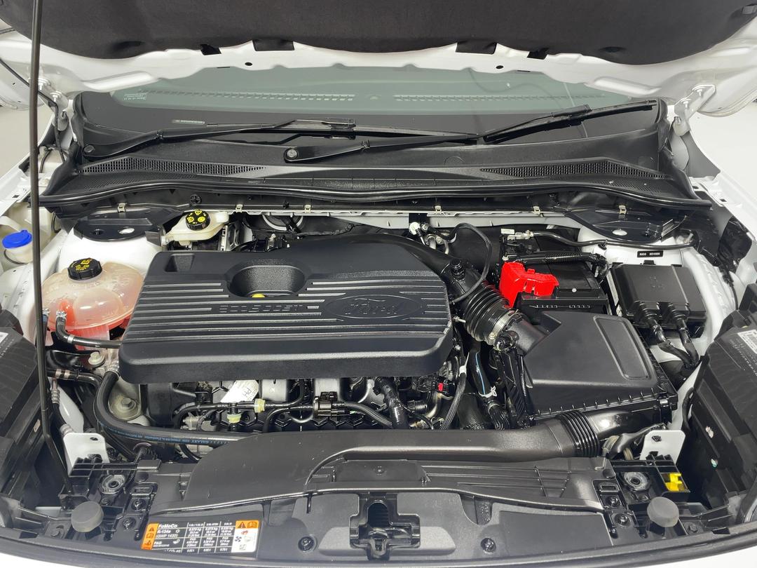 Photo '13' of Ford Escape