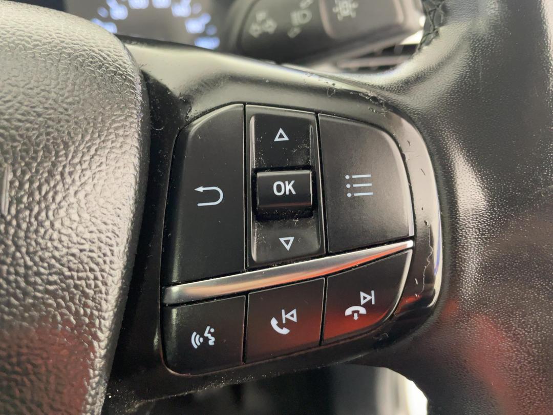 Photo '24' of Ford Escape