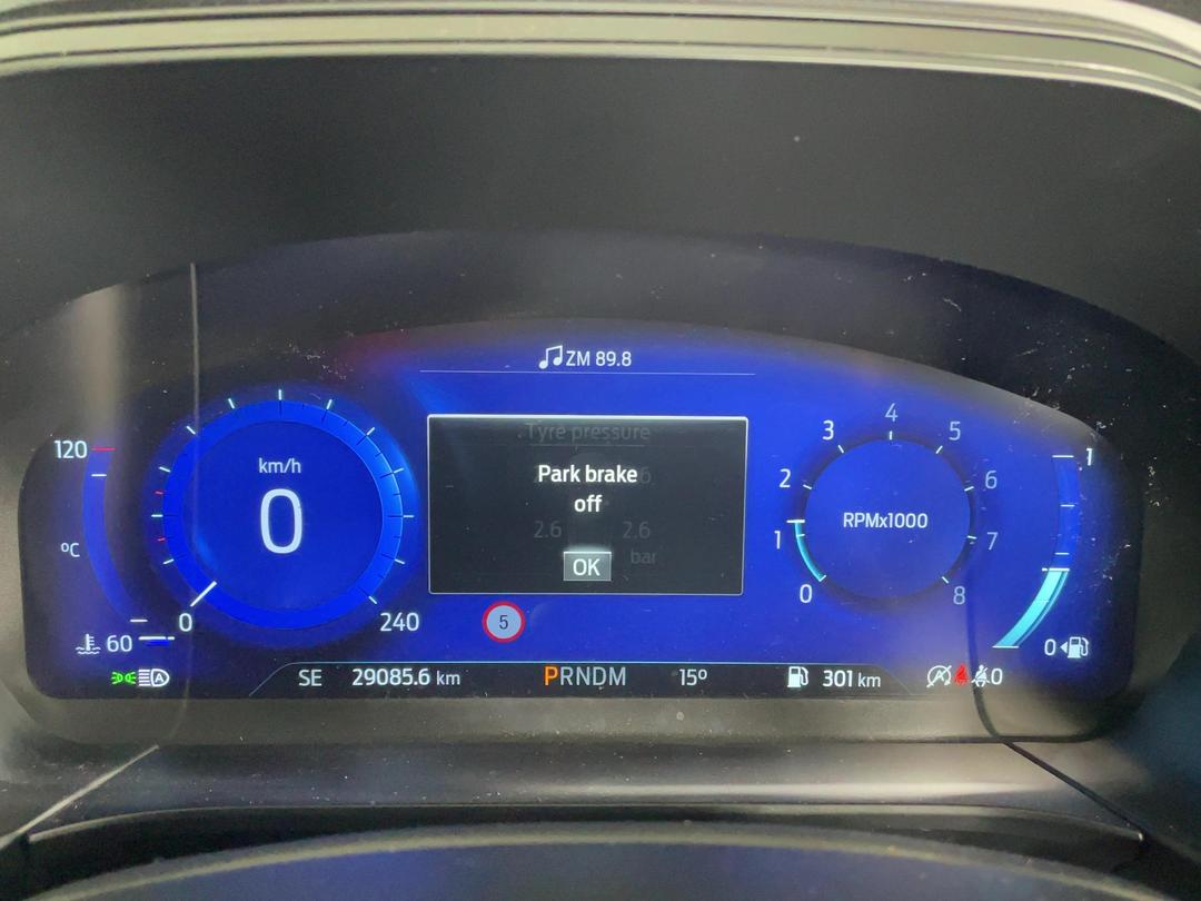 Photo '21' of Ford Escape