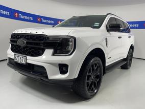 Photo '4' of Ford Everest