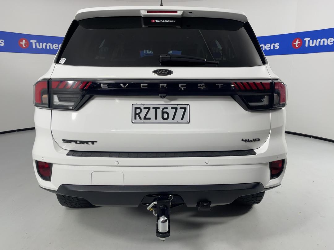Photo '6' of Ford Everest