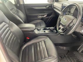 Photo '16' of Ford Everest