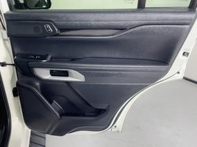 Photo '19' of Ford Everest