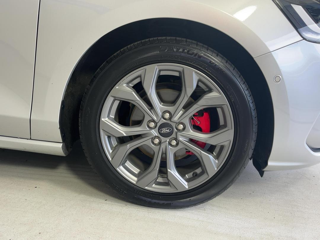 Photo '9' of Ford Focus
