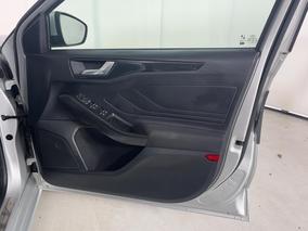 Photo '15' of Ford Focus