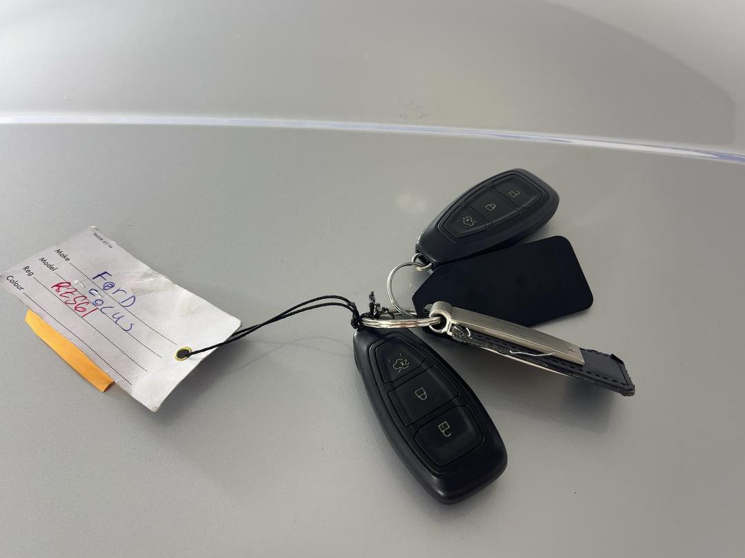 Photo '22' of Ford Focus