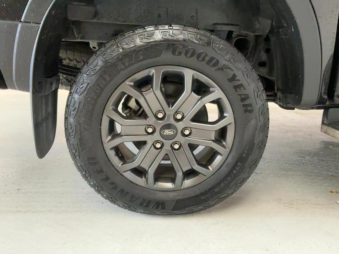 Photo '12' of Ford Ranger