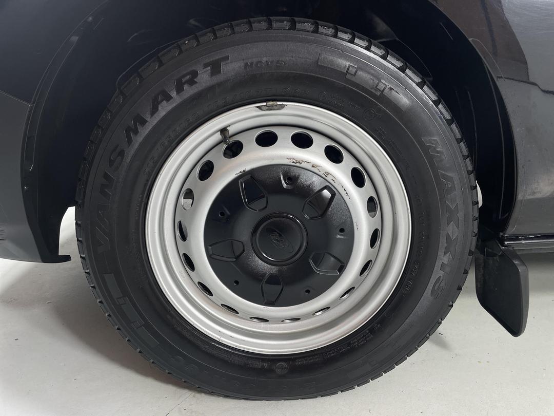 Photo '10' of Ford Transit