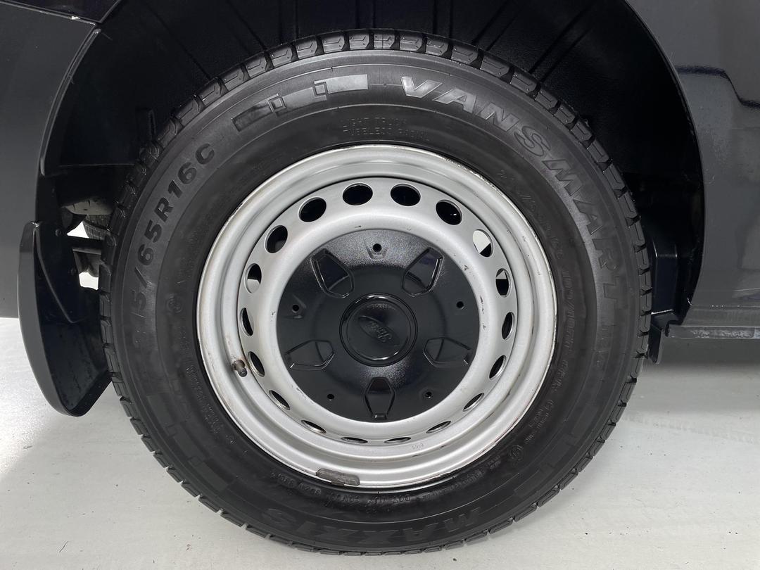 Photo '12' of Ford Transit