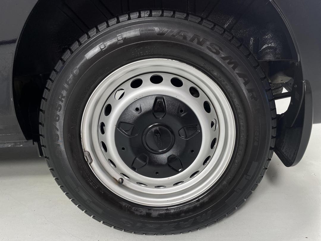 Photo '11' of Ford Transit