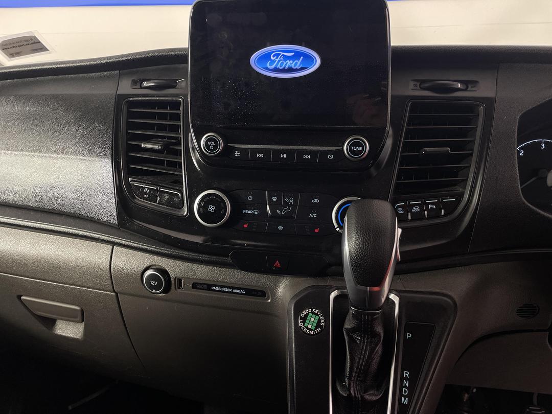 Photo '18' of Ford Transit