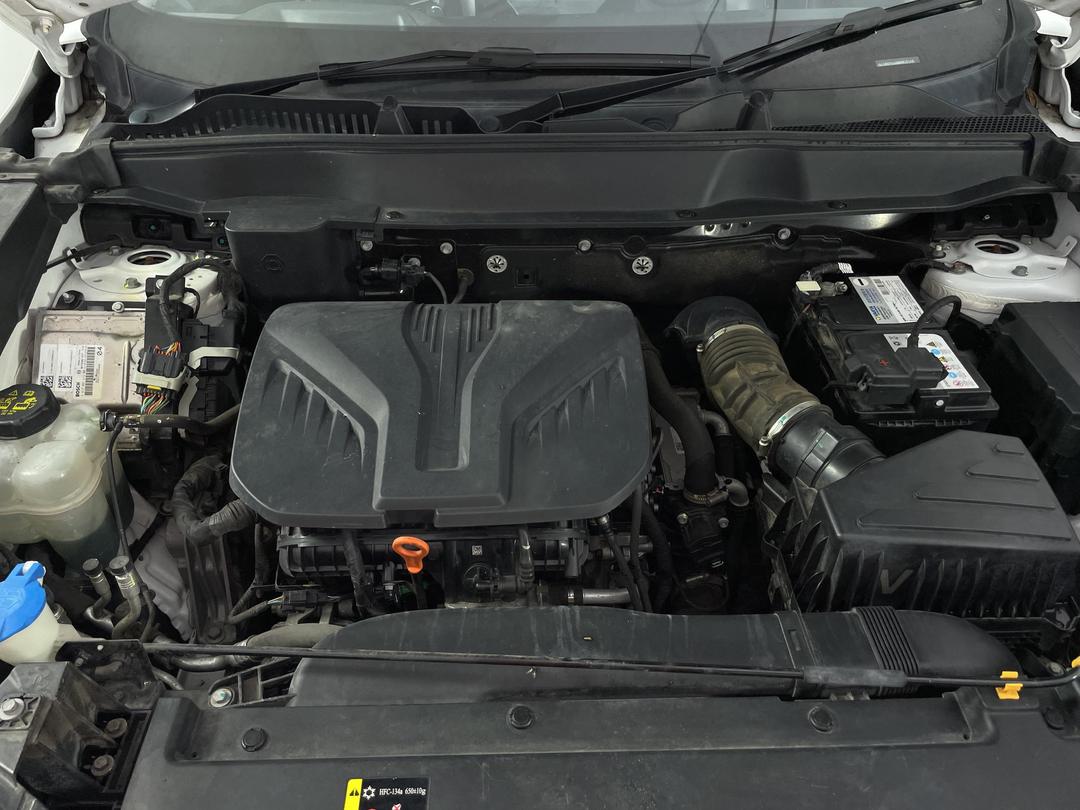 Photo '13' of Haval H6