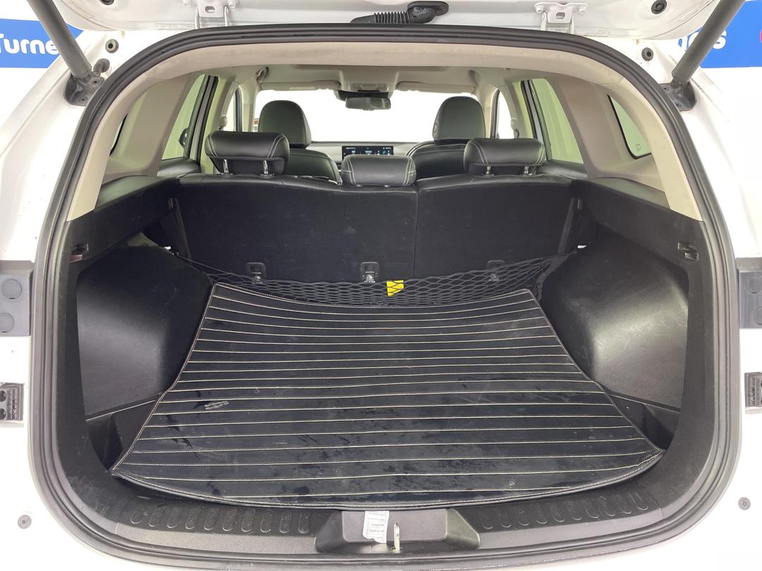 Photo '14' of Haval H6