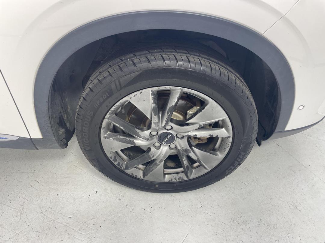 Photo '9' of Haval H6