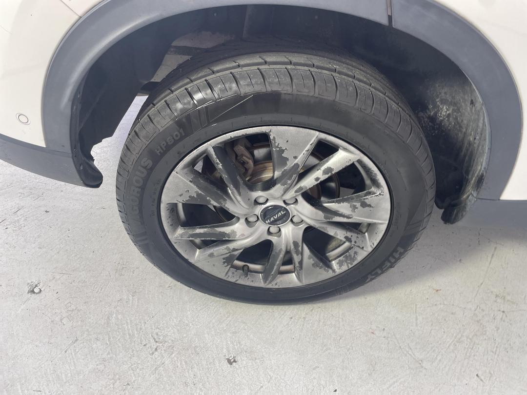 Photo '12' of Haval H6