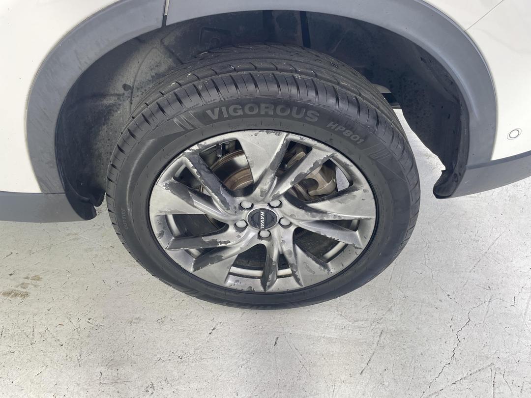 Photo '11' of Haval H6