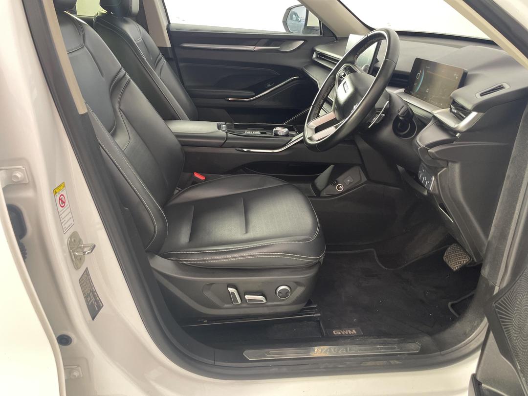 Photo '16' of Haval H6