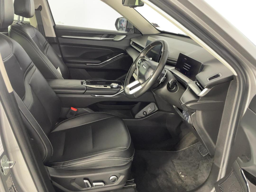Photo '16' of Haval H6
