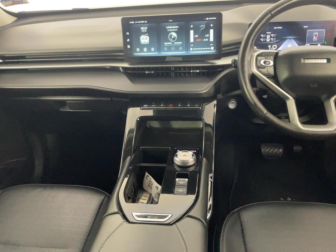 Photo '18' of Haval H6
