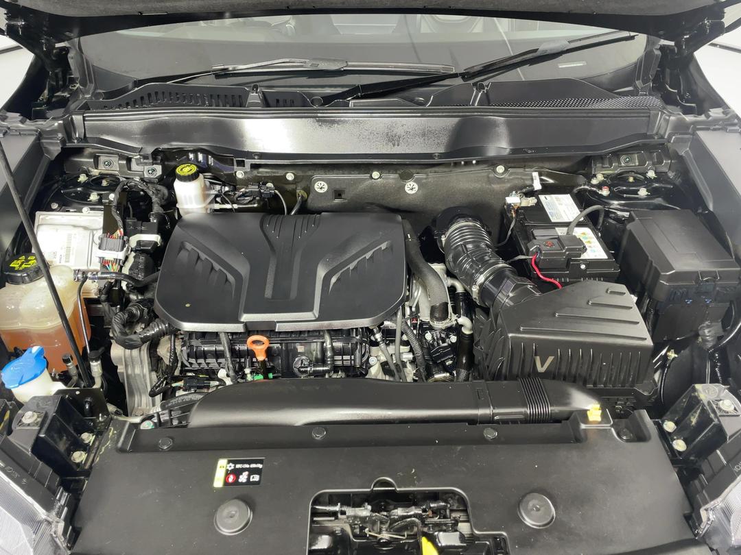 Photo '13' of Haval H6