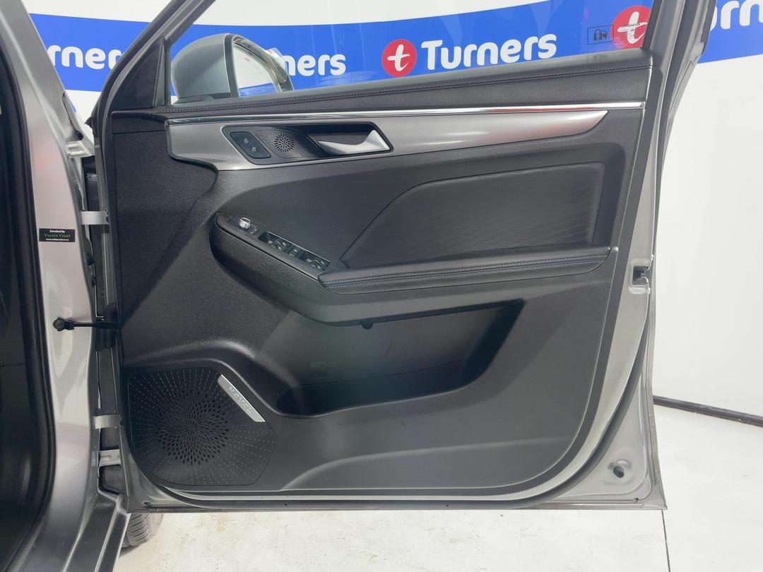 Photo '15' of Haval Jolion