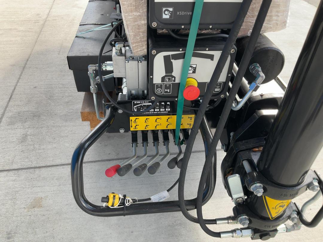 Photo '10' of Hiab CL12 Other Machine