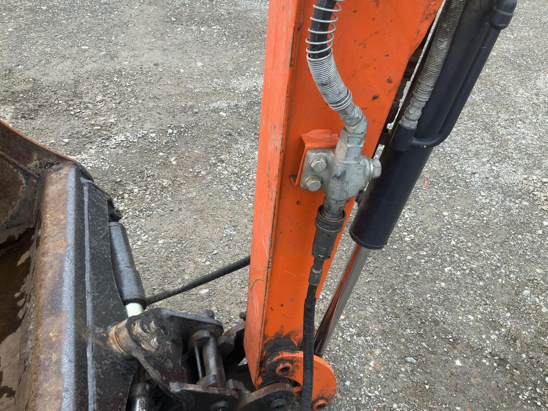 Photo '34' of Hitachi ZX17U Excavator