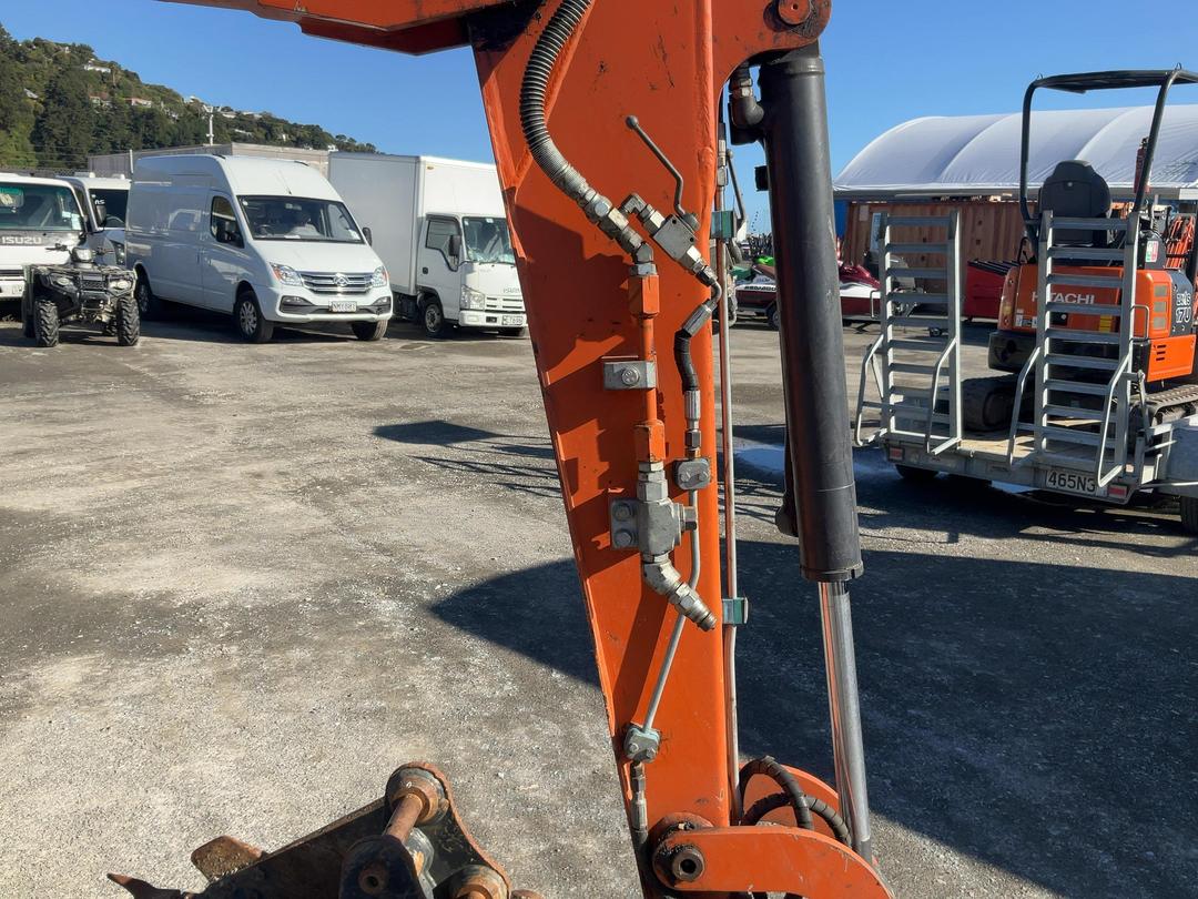 Photo '23' of Hitachi Zx26U-5A Excavator