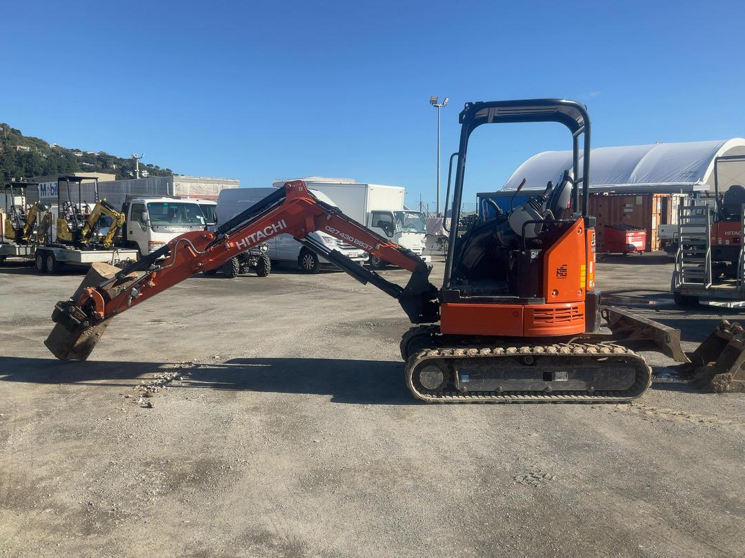 Photo '9' of Hitachi Zx26U-5A Excavator
