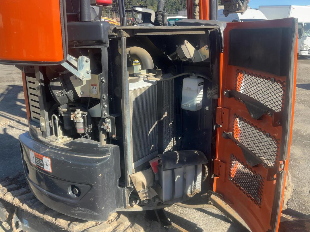 Photo '31' of Hitachi Zx26U-5A Excavator