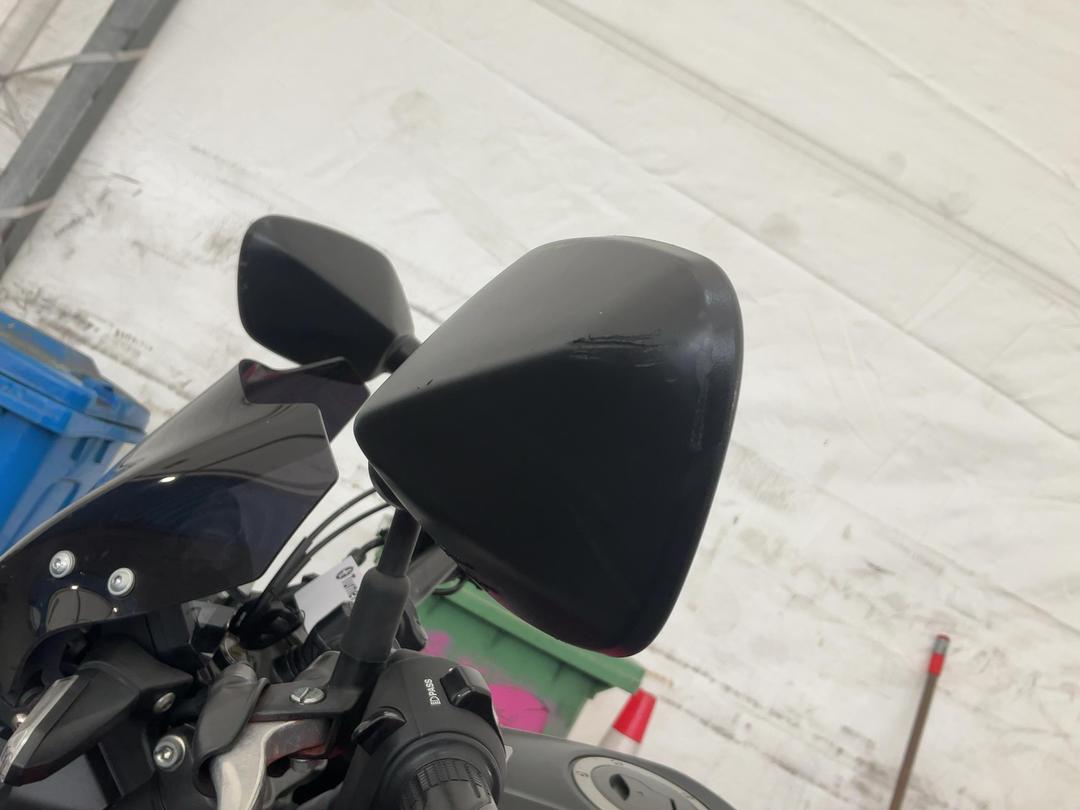 Photo '20' of Honda CB 300RA